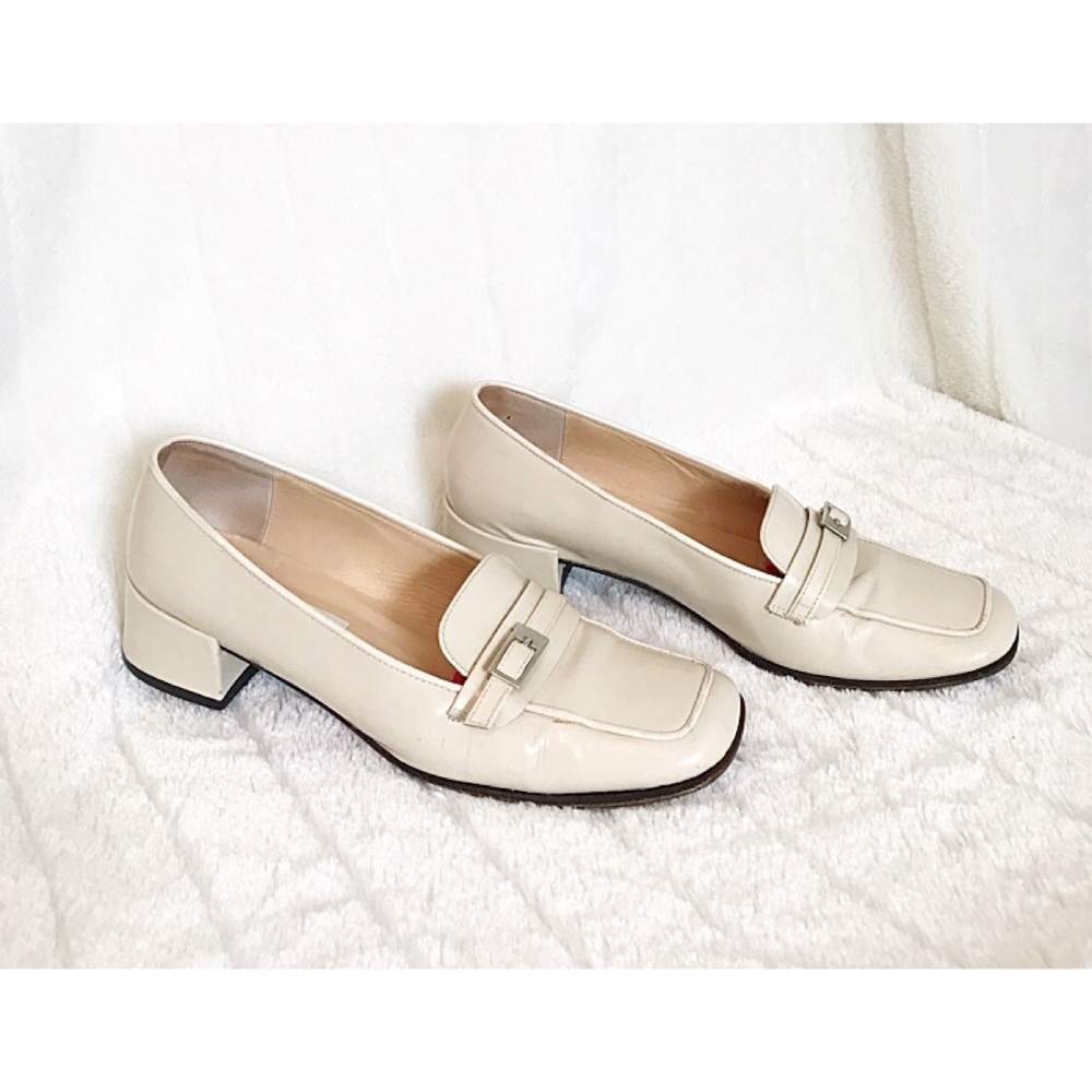 ANN TAYLOR Sz 5.5 M Vintage Cream Leather Block Heel Loafer